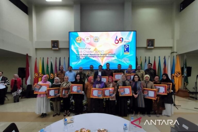 AI Jadi Tantangan Baru Profesi Notaris, Pakar Hukum Unpad Bahas Lewat Buku 17 Kajian